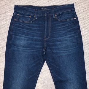 Lucky Brand 121 Slim Straight Jeans (NWT)